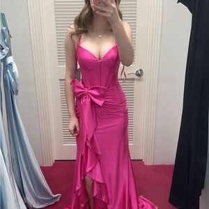 Sherri hill prom dress